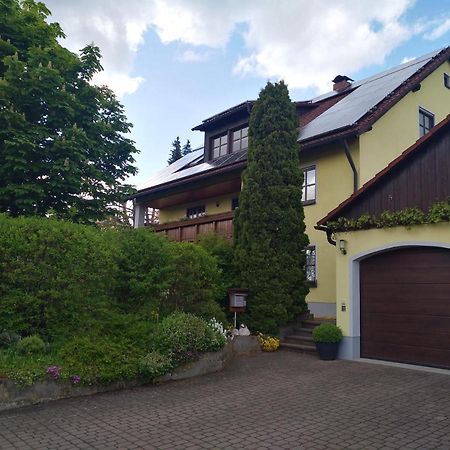 Ferienwohnung Adelhardt Eckersdorf Экстерьер фото