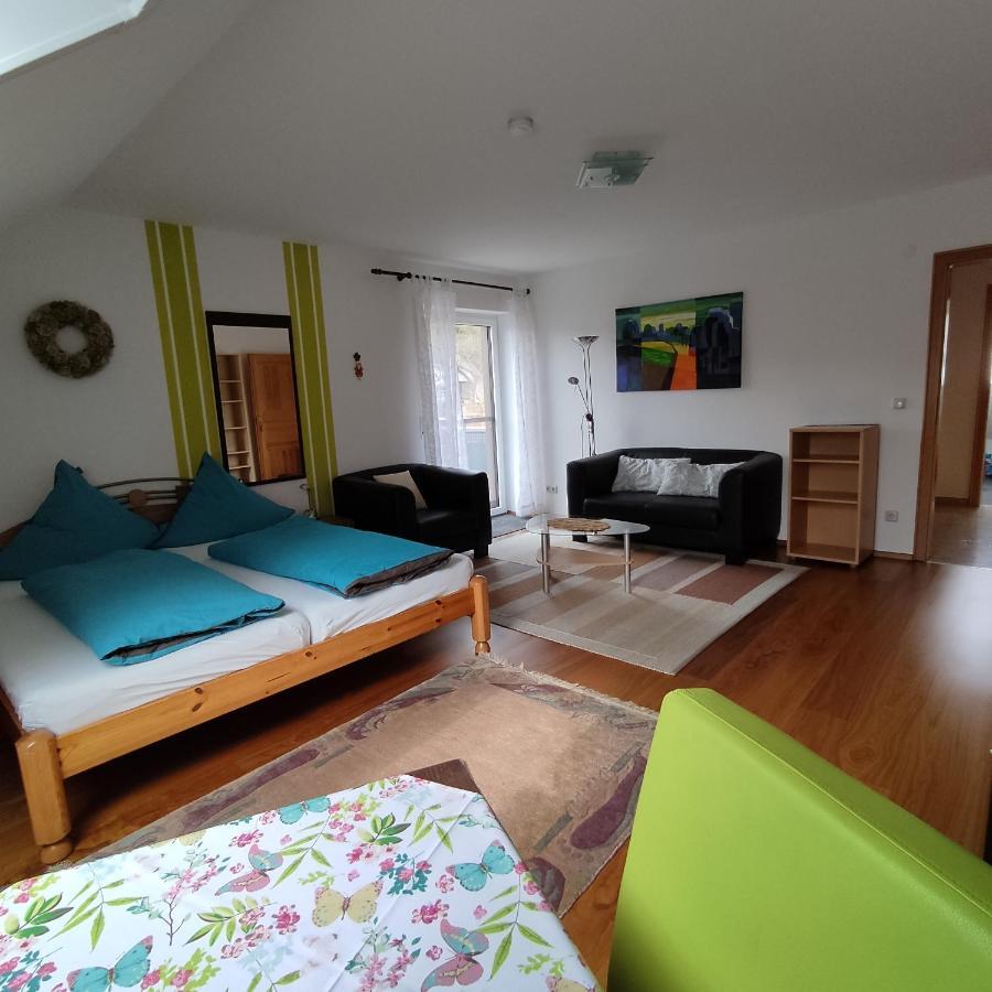 Ferienwohnung Adelhardt Eckersdorf Экстерьер фото